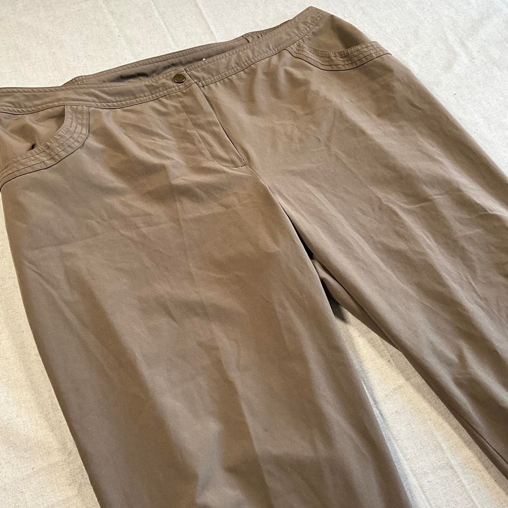 Womens Zenergy by Chico's Brown Stretch Cropped Pants (Size 3)